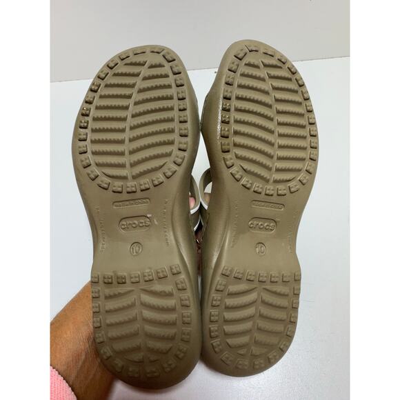 Crocs Classic Women’s Slip On Sandals Sz 10 Taupe White Beach Pool Water Summer - Picture 5 of 7